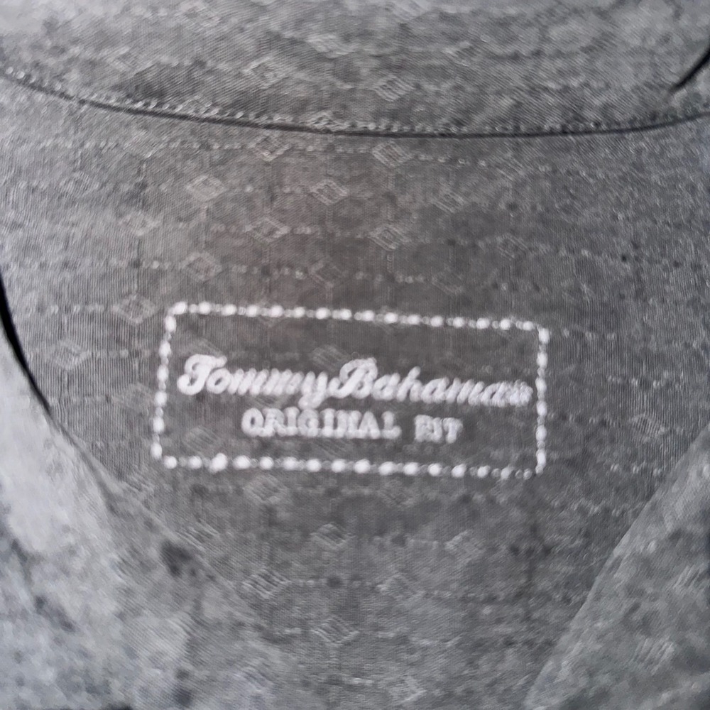 Tommy Bahama Silk Shirt Mens S Black Goodbye Merlot Wine Embroidered - Picture 4 of 10